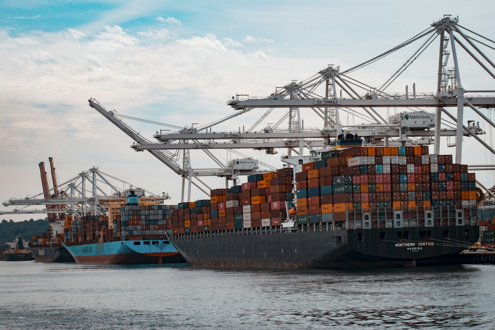 Container ship sea freight from China